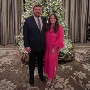 Meet your Posher, Leslie